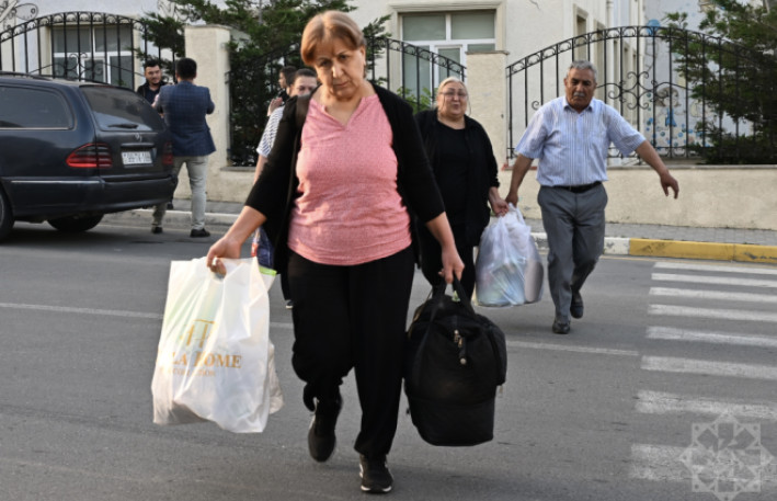 107 ailə doğma Şükürbəyliyə qovuşur