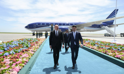 Prezident Qazaxıstandadır - FOTOLAR