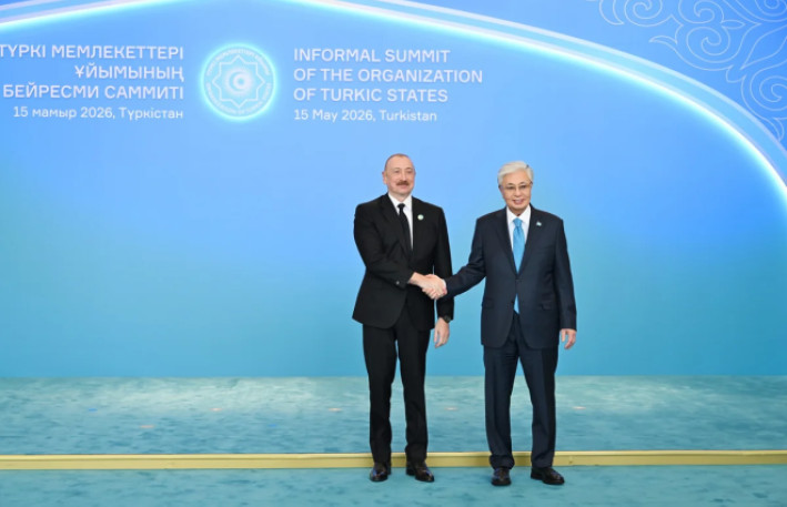 Prezident Zirvə görüşündə - FOTO
