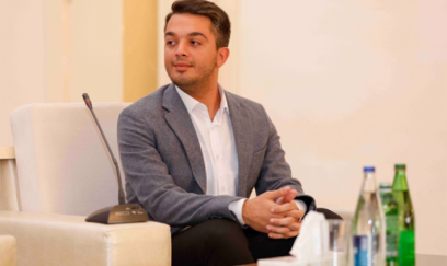 İcra başçısı müavinini işdən çıxardı 