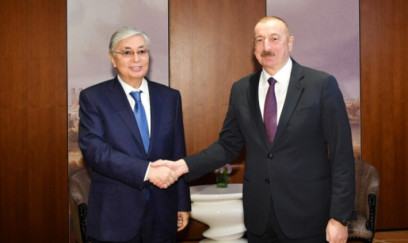 İlham Əliyevdən Tokayevə ad günü TƏBRİKİ