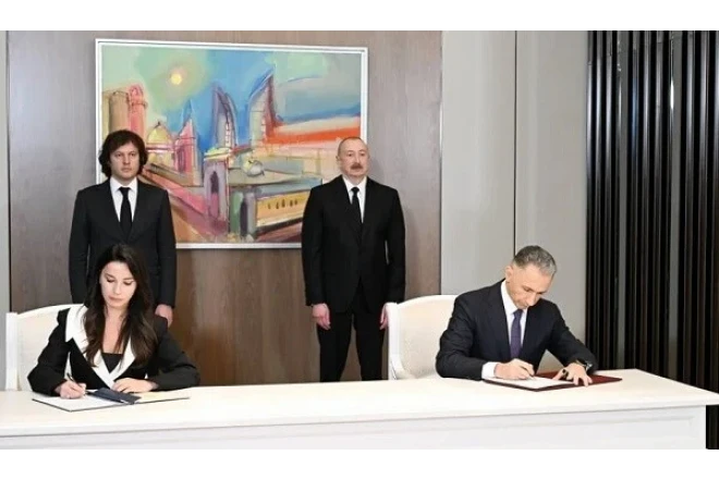 Bakı-Tiflis-Qars dəmir yolu ilə bağlı bu qərar təsdiqləndi 