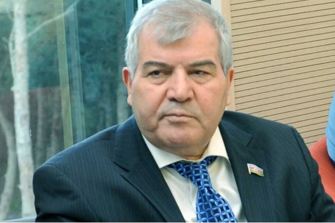 Prezident Sabir Rüstəmxanlı ilə bağlı sərəncam imzaladı