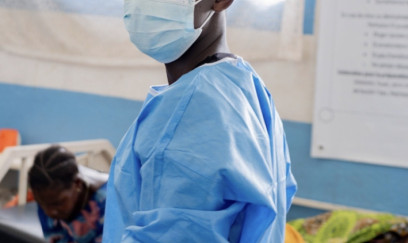 ÜST Ebola virusunun yayılma sürətindən narahatdır 