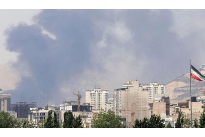 İranda yaşayış massivinə mərmi düşdü 