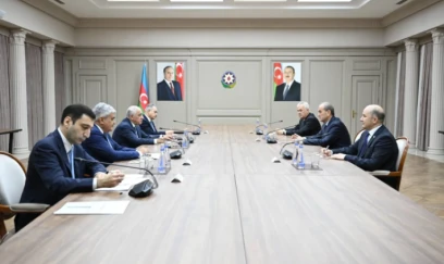 Əli Əsədov Tacikistanın baş nazirinin müavini ilə görüşüb 