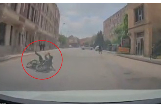 Xırdalanda yolda qorxu dolu anlar - VIDEO