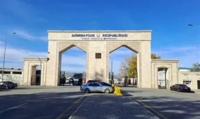 Quru sərhədləri açılır? 