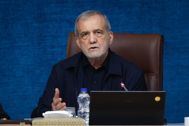 “İranı zor gücü ilə təslim etdirmək yanılmadır” - Pezeşkiandan ABŞ-a mesaj