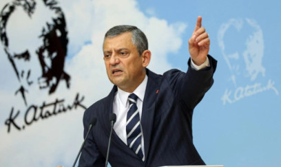 Özgür Özel CHP parlament qrupunun sədri seçilib