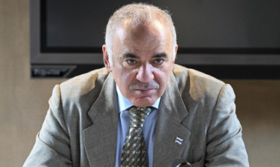 Kasparov beynəlxalq axtarışa verildi 