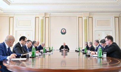 Prezident müşavirə keçirdi - FOTOLAR