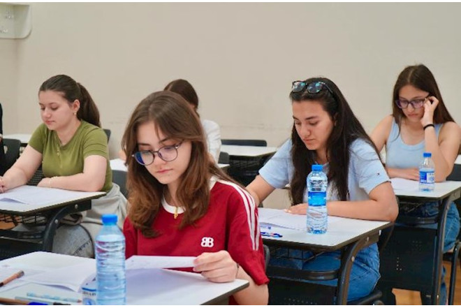Bu imtahan təkrar təşkil ediləcək