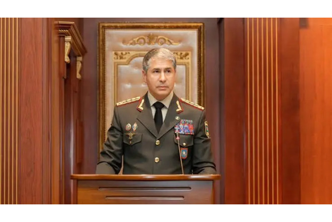Vilayət Eyvazov sıra baxışı keçirəcək