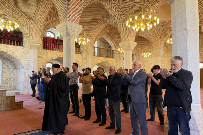 Şuşada bayram namazı qılındı 