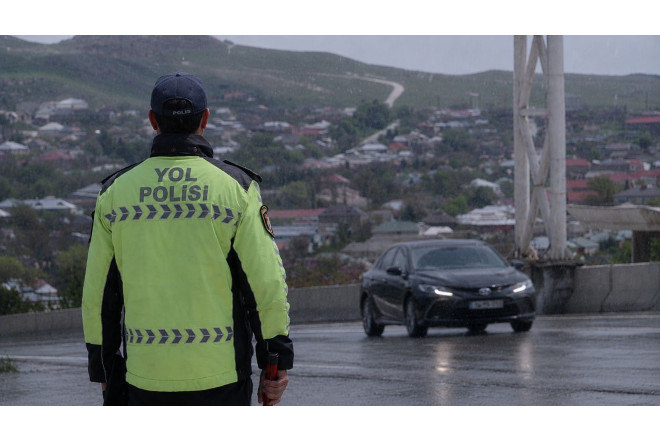 Yol polisindən hava şəraiti ilə bağlı SÜRÜCÜLƏRƏ MÜRACİƏT