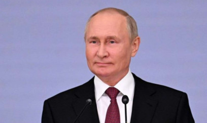 Putin Tokayevin adını niyə tələffüz edə bilmir? 