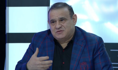 Tacir Şahmalıoğlu paytaxtı tərk edir: Ona ev verilib