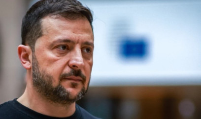 Zelenski: Bu gecə Rusiyanın Ukraynaya kütləvi hücumu ola bilər 