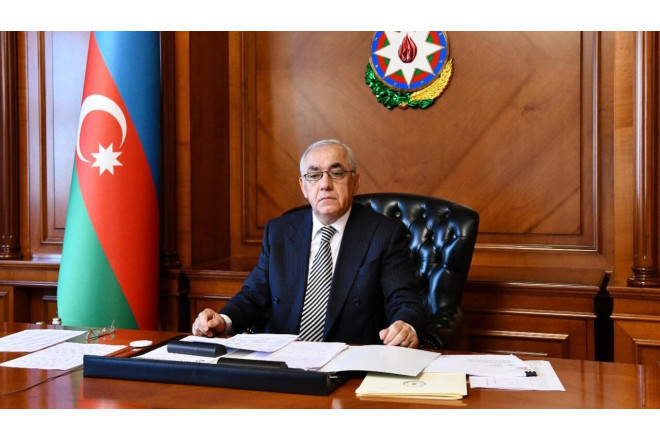 Əli Əsədov yeni qərar imzaladı 