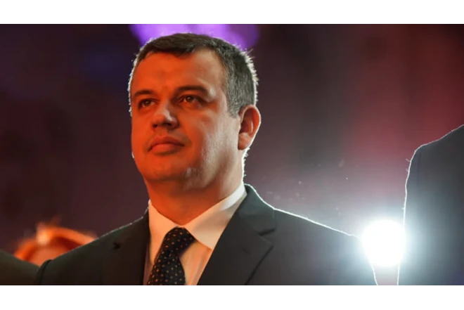 Rumıniyada yeni baş nazir təyin edildi 