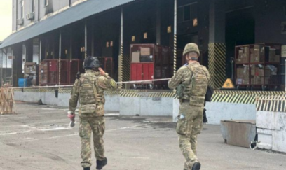 Kiyevdə poçt terminalında bağlama partlayıb, ölən və yaralananlar var