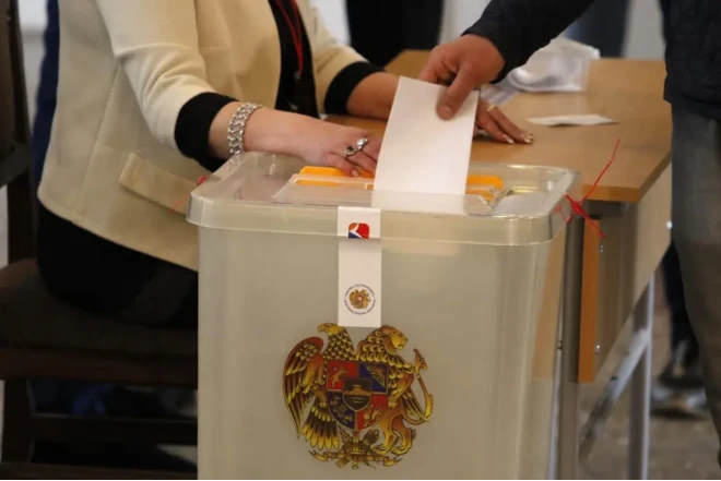 Ermənistanda keçirilən parlament seçkilərində səsvermə başa çatıb 