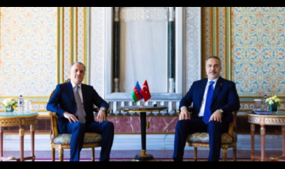 Ceyhun Bayramov İstanbulda Hakan Fidanla görüşüb