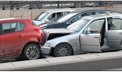 Bakıda zəncirvari qəza - 10 avtomobil...