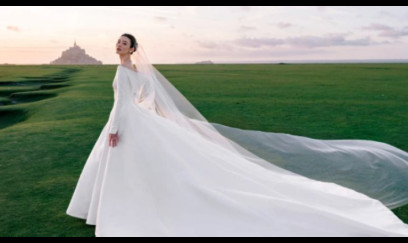 Milyarder və supermodel 1000 illik qadağanı pozdu: Bu məkanda gizli toy