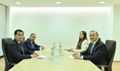 Hikmət Hacıyev ilə Armen Qriqoryan Ermənistanın Dilican şəhərində görüşüb