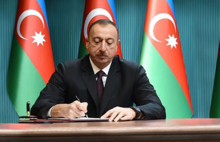 Prezident SƏRƏNCAM İMZALADI