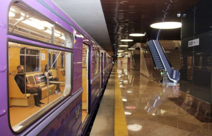 Sərnişinlərə xəbərdarlıq: Metroda bu qaydaları pozanlar cərimələnəcək- 200 MANAT