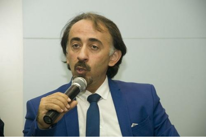 Qızını qəzada itirən tanınmış vəkil valideynlərə çağırış etdi FOTO