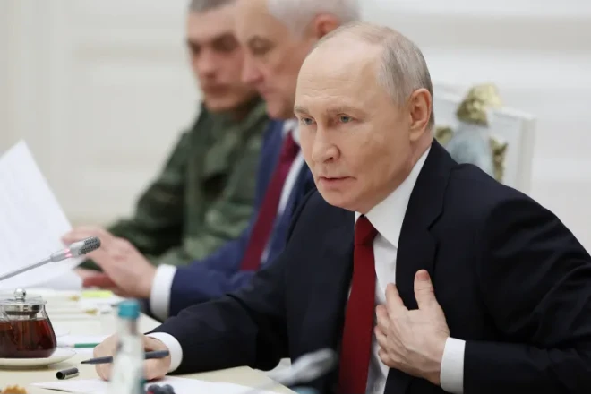 Putin öz müəllimi ilə görüşdü- FOTO