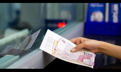Əhalinin banklardakı əmanətləri artıb