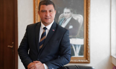 Türkiyədə bələdiyyə sədri CHP-dən istefa edib 