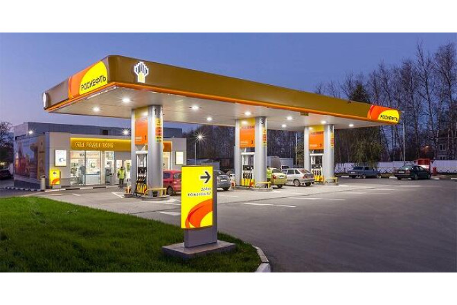 Moskvada benzin sürətlə bahalaşır 