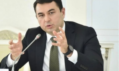 Cənab nazir, bəyəm bu insan  dövlətdən çoxmu şey istəyir? 
