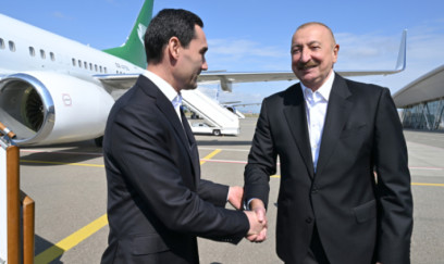 İlham Əliyev Türkmənistan Prezidentini Füzulidə belə qarşıladı - FOTOLAR