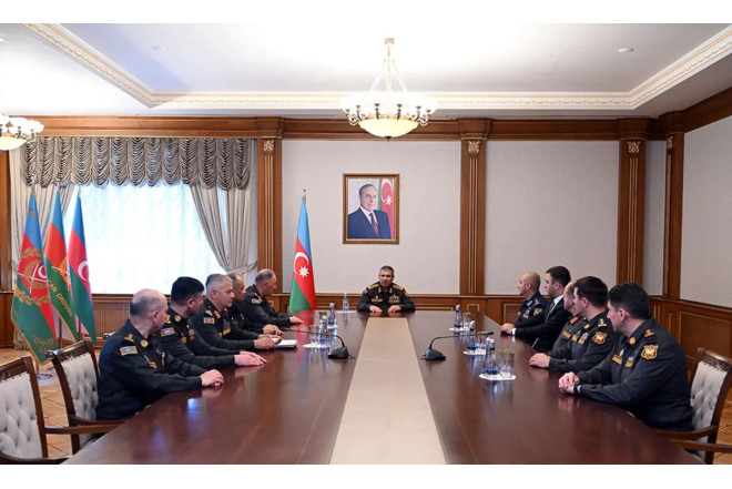 Müdafiə naziri yeni generallara rütbələrini təqdim edib– FOTOLAR