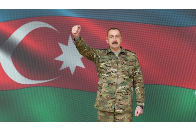 İlham Əliyevin qalibiyyət raportu Ali Baş Komandan Heydər Əliyevə verilirdi… 