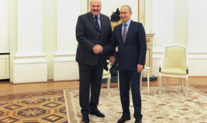 Putin Lukaşenko ilə görüşüb 