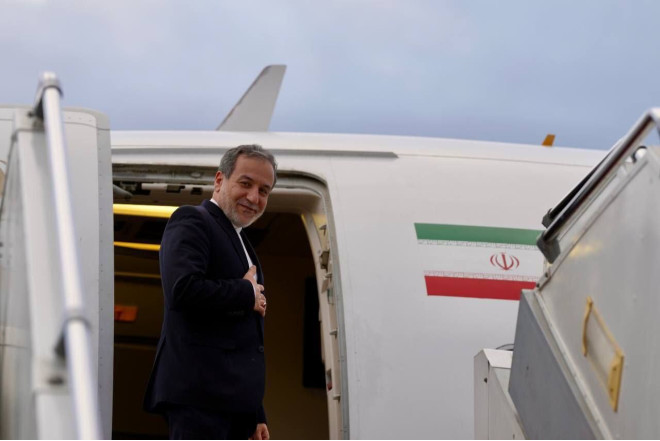 Əraqçi İraqa GEDİR 