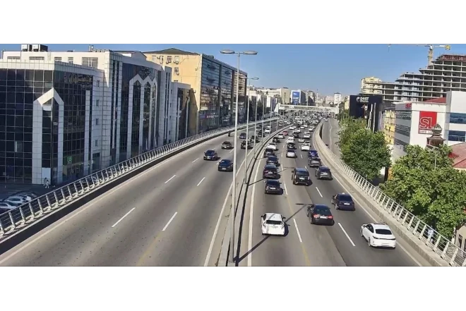 Paytaxtın hansı küçələrində sıxlıq var? 