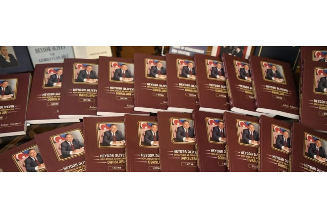 "Heydər Əliyevin dövlətçilik və diplomatiya dərsləri. 1-ci kitab"ın təqdimatı olub 