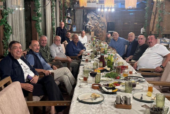 “Dostlarla görüşəndə “nemetski şot” edirik” – Elmar Məmmədyarov