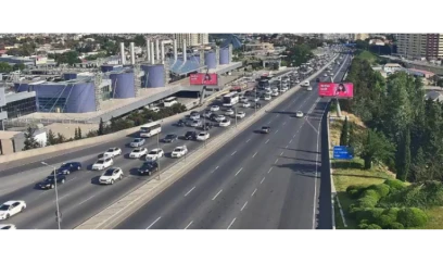 Bakının bu küçələrində sıxlıq var 