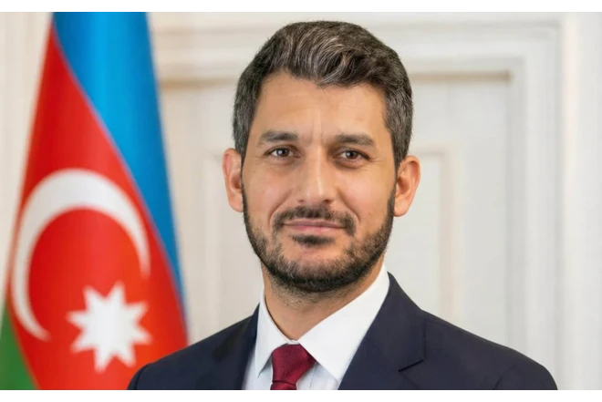 Nazirin müşavirinə yeni vəzifə verildi 