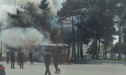 Bakıda avtobus YANDI_ VİDEO